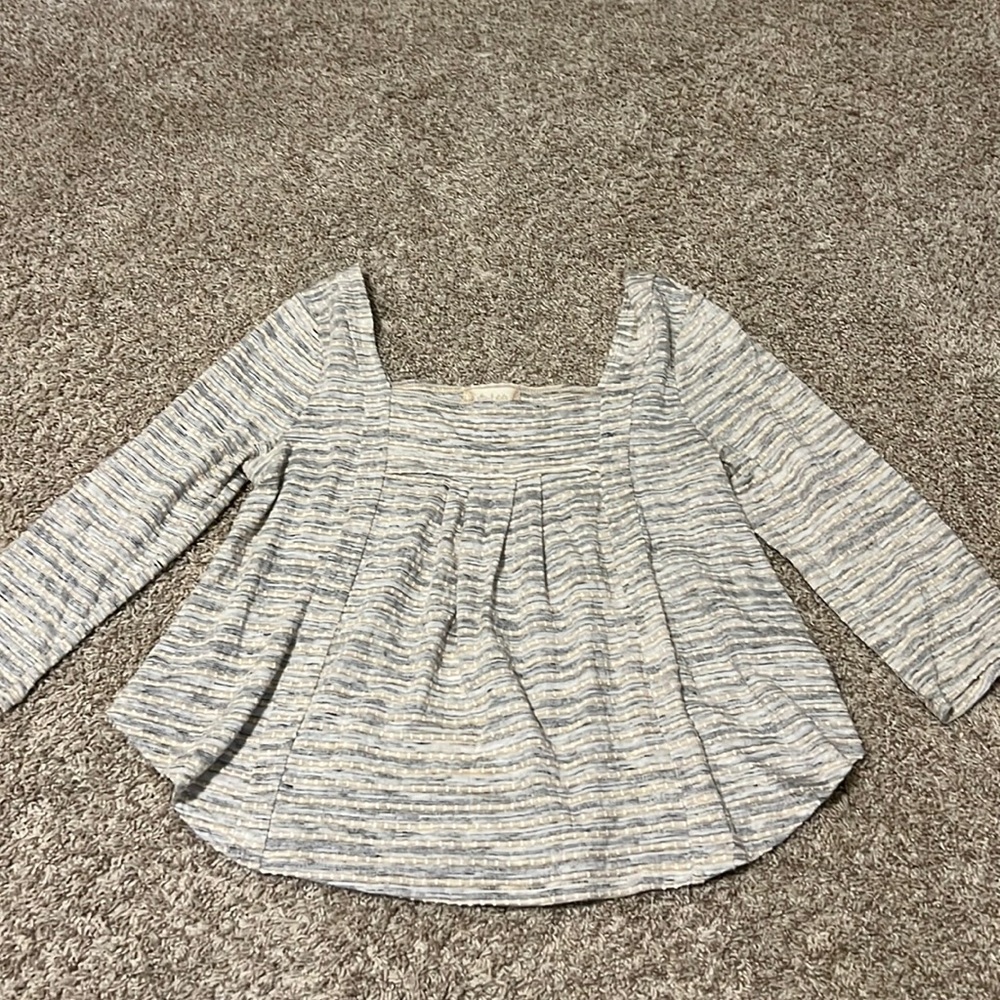 Altar’d State cropped top.  Size medium.  Beige